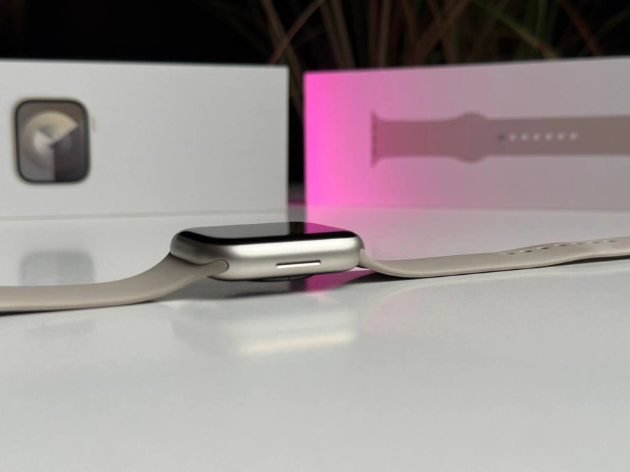 ВЖИВАНИЙ Б/У Apple Watch Series 9 GPS 45mm Starlight Aluminum Case with Starlight Sport Band - M/L (MR973) - Состояние: хороший | Аккумулятор: 87% | Комплектация: полный | Гарантія: 3 мес.