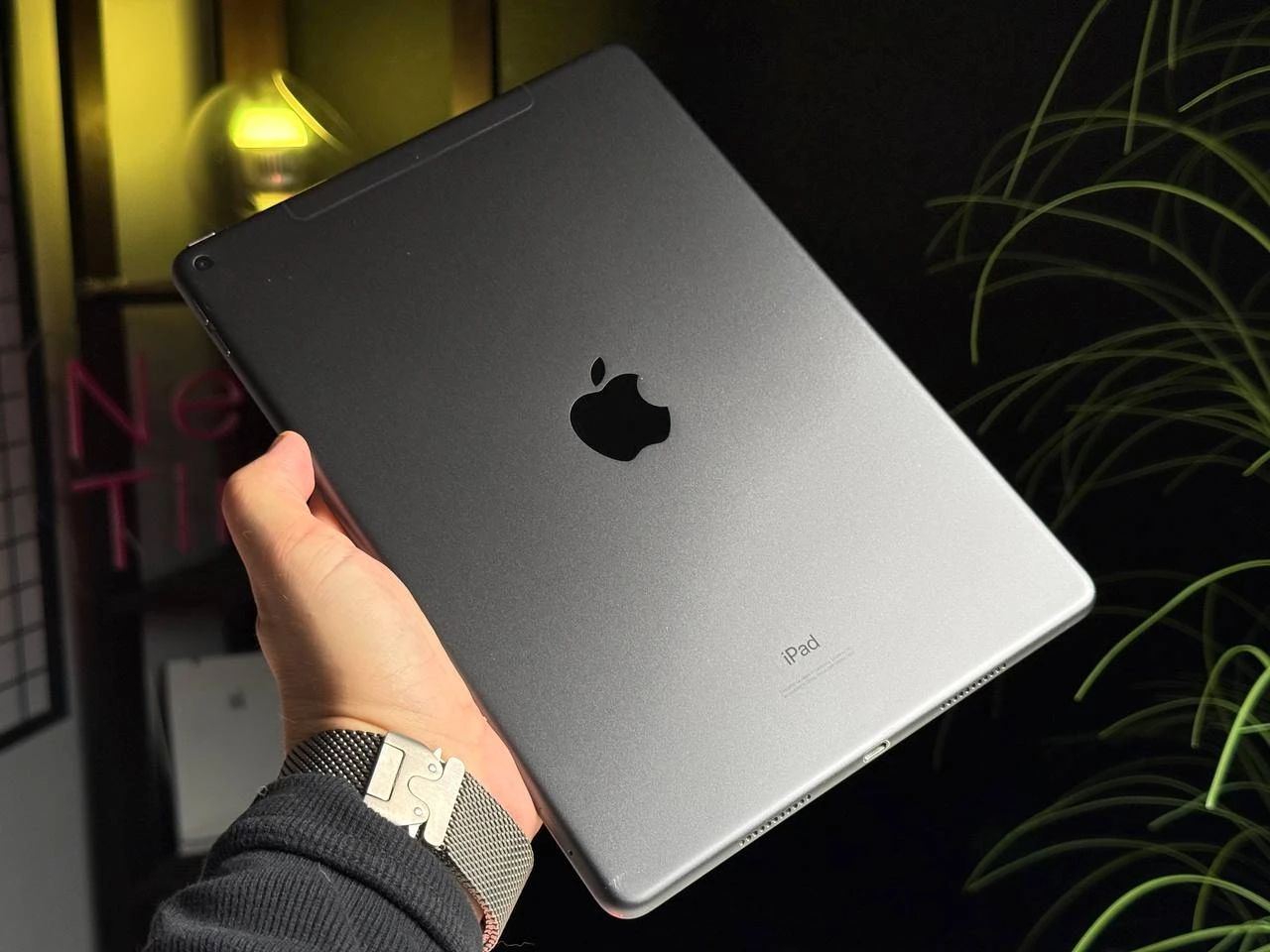 Б/У iPad Air 3 Wi-Fi + Cellular 64GB Space Gray (MV152, MV0D2) - Состояние: хороший | Аккумулятор: 74% | Комплектация: iPad, кабель | Гарантія: 3 мес.