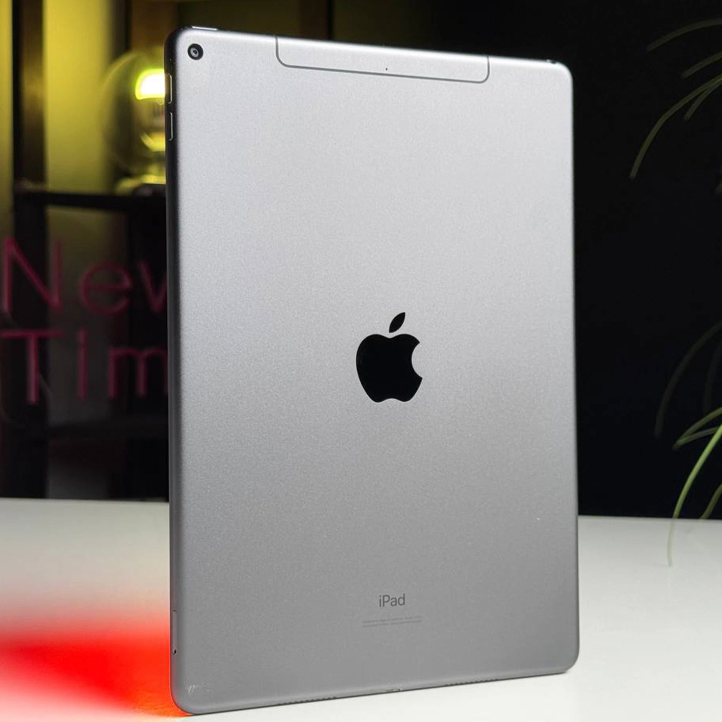 Б/У iPad Air 3 Wi-Fi + Cellular 64GB Space Gray (MV152, MV0D2) - Состояние: хороший | Аккумулятор: 74% | Комплектация: iPad, кабель | Гарантія: 3 мес.