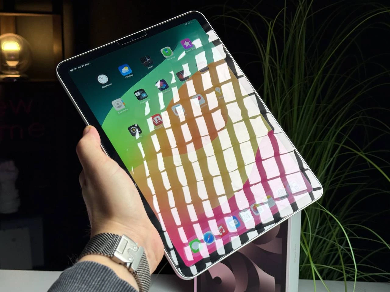 Б/У iPad Air 5 10.9'' Wi-Fi 256GB Starlight (MM9P3) - Состояние: хороший | Аккумулятор: 87% | Комплектация: полный | Гарантія: 3 мес.