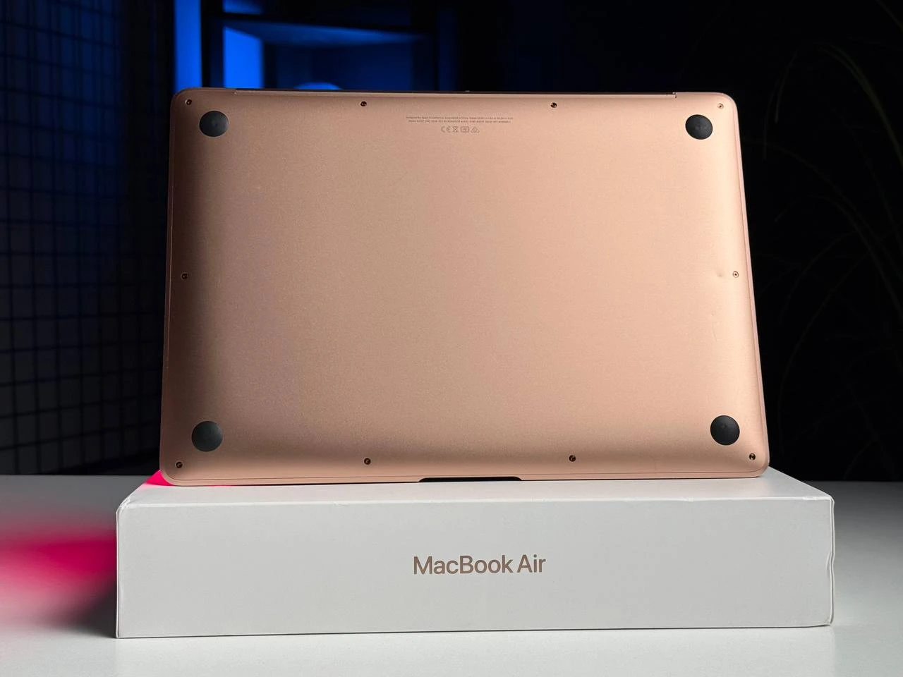 ВЖИВАНИЙ MacBook Air 13" M1/8CPU/7GPU/8GB/256GB Gold 2020 (MGND3) - Стан: задовільний | Акумулятор: 83% | Комплектація: повний | Гарантія: 3 міс.