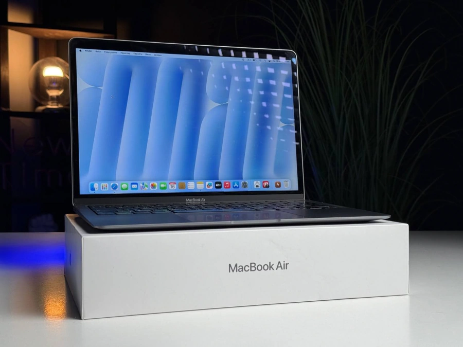Б/У MacBook Air 13" M1/8CPU/7GPU/8GB/256GB Space Gray 2020 (MGN63) - Состояние: хорошее | Аккумулятор: 88% | Комплектация: полное | Гарантия: 3 мес.