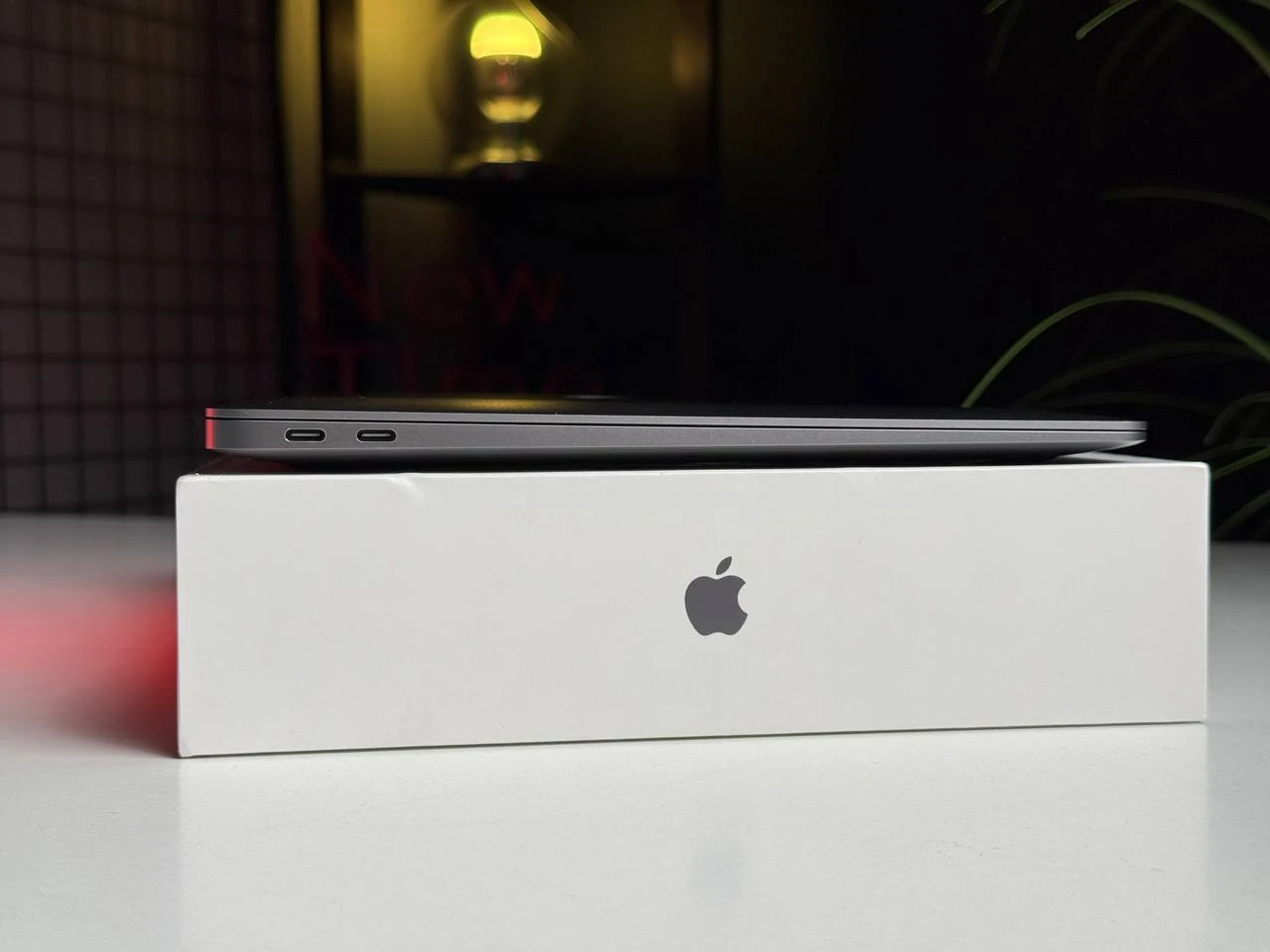 Б/У MacBook Air 13" Space Gray 2018 (MRE92) - Состояние: хороший | Аккумулятор: 94% | Комплектация: полный | Гарантія: 3 мес.