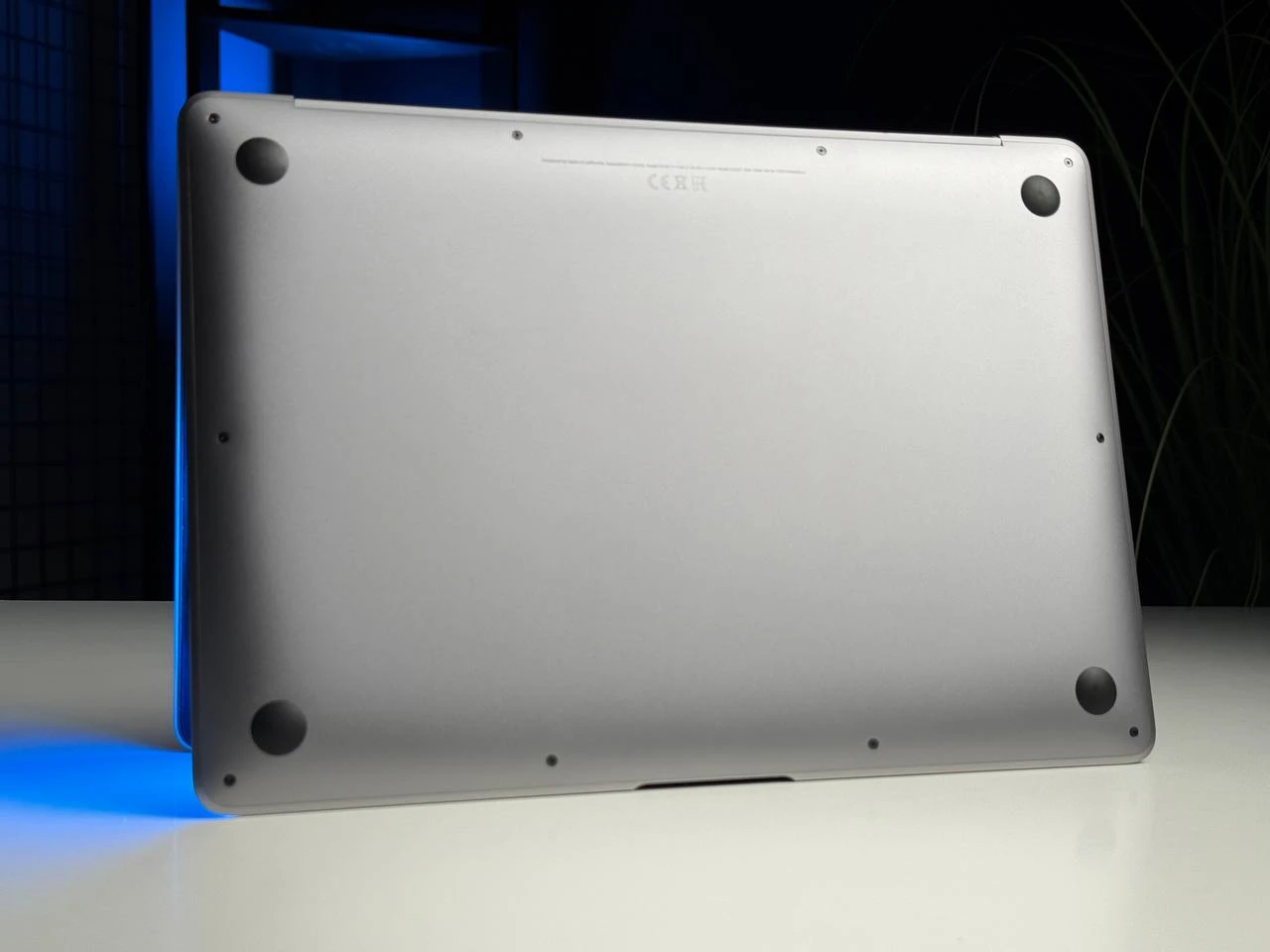 ВЖИВАНИЙ MacBook Air 13" Space Gray 2020 (MGN73) - Стан: гарний | Акумулятор: 95% | Комплектація: MacBook, зарядка | Гарантія: 3 міс.