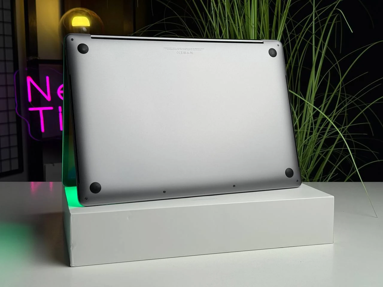 ВЖИВАНИЙ MacBook Pro 15" Space Gray i7/16GB/2TB (Z0UC0002Z) 2017 - Стан - гарний | Акумулятор - 100% | Комплектація: повний | Гарантія: 3 міс.