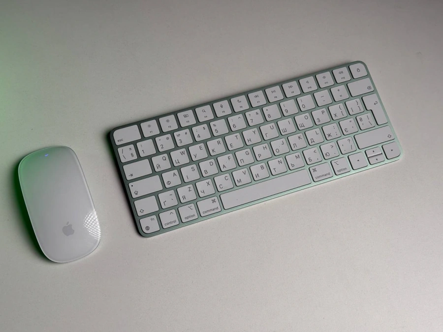 ВЖИВАНИЙ Б/У КОМПЛЕКТ Клавиатура Apple Magic Keyboard Green [Lightning] + Apple Magic Mouse [Lightning] - Состояние: хороший | Аккумулятор: 100% | Гарантия: 3 мес.