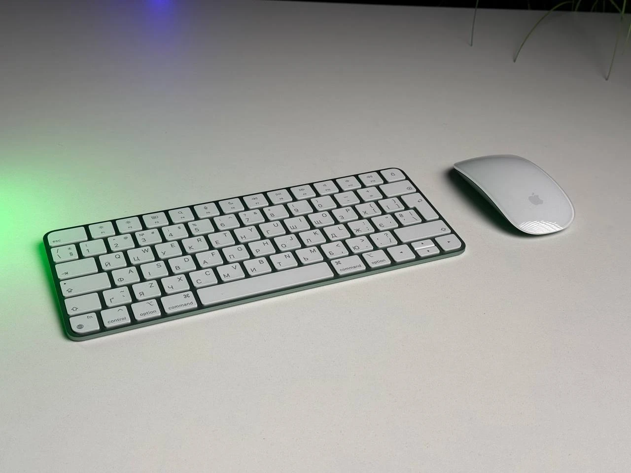 ВЖИВАНИЙ Б/У КОМПЛЕКТ Клавіатура Apple Magic Keyboard Green [Lightning] + Apple Magic Mouse [Lightning] - Стан: гарний | Акумулятор: 100% | Гарантія: 3 міс.