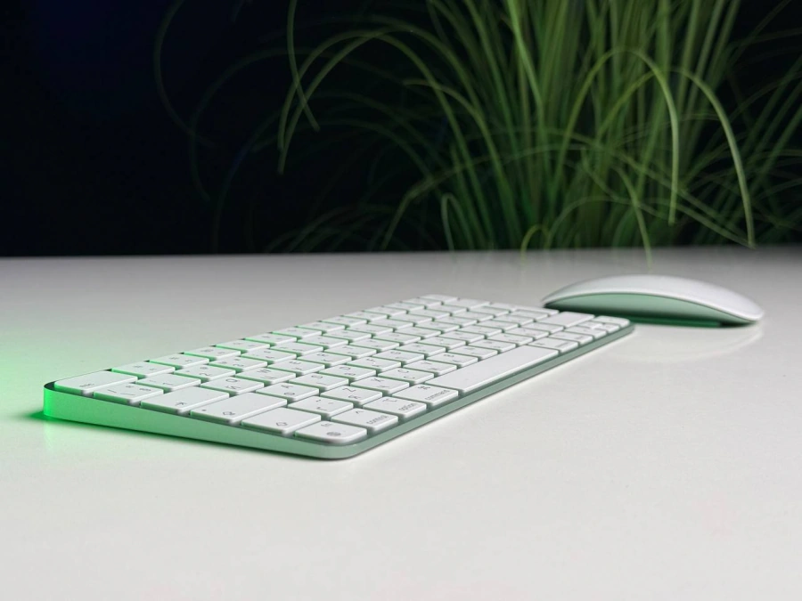 ВЖИВАНИЙ Б/У КОМПЛЕКТ Клавиатура Apple Magic Keyboard Green [Lightning] + Apple Magic Mouse [Lightning] - Состояние: хороший | Аккумулятор: 100% | Гарантия: 3 мес.
