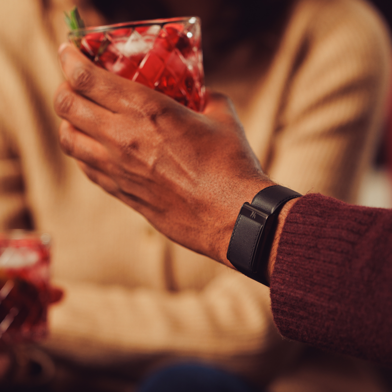 Ремінець WHOOP LeatherLuxe Straight Band | Black/Cream with Black - Size L/XL для WHOOP 5.0 (810114364895)