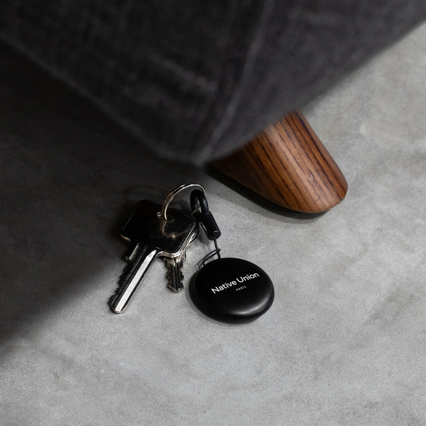 Трекер-брелок Native Union Find It з Apple FindMy - Black (FINDIT-TAG-BLK)