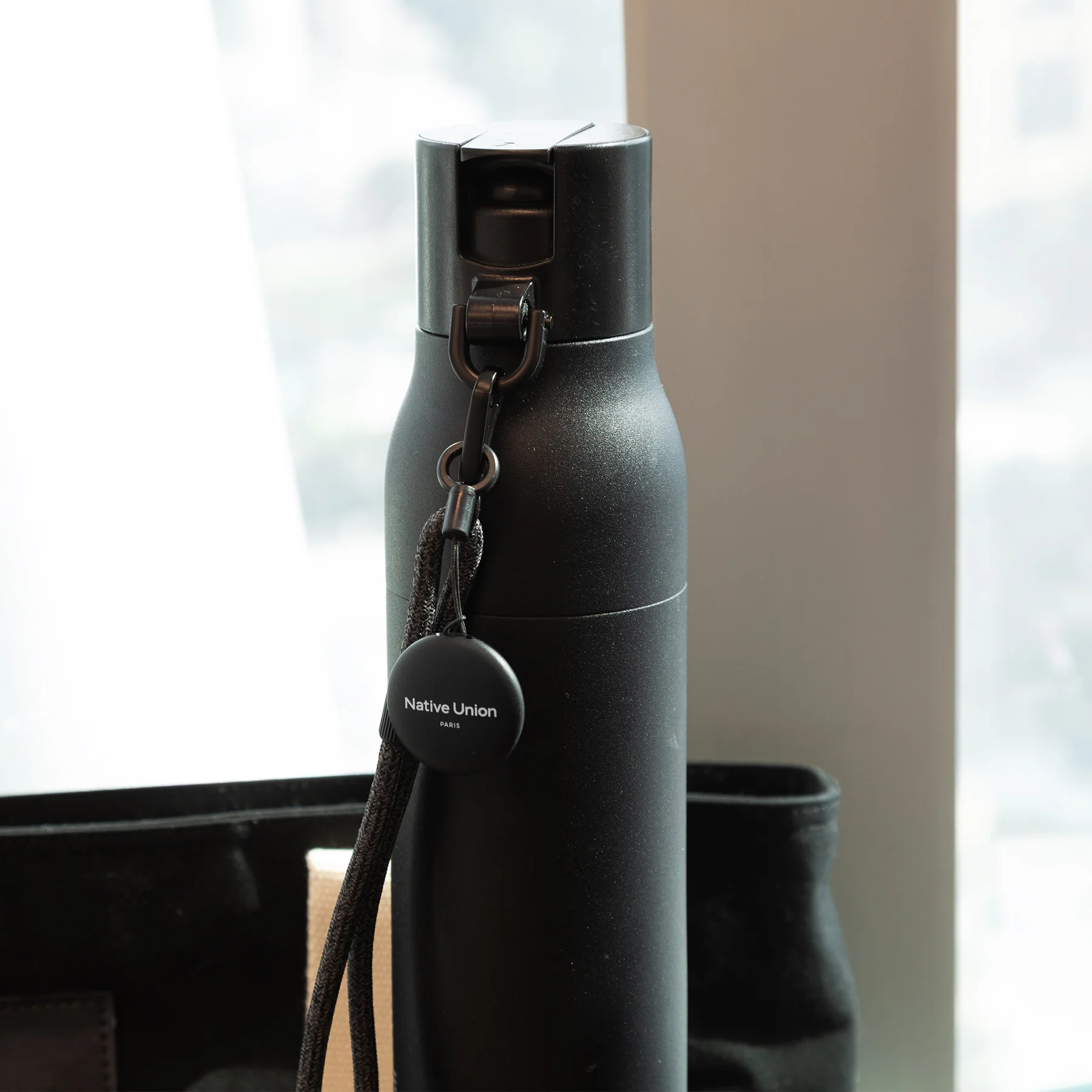 Трекер-брелок Native Union Find It з Apple FindMy - Black (FINDIT-TAG-BLK)