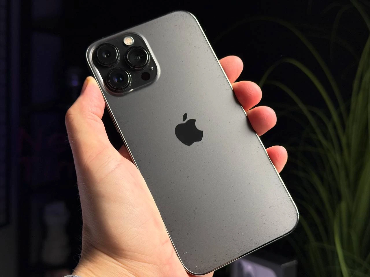 ВЖИВАНИЙ Б/У Apple iPhone 13 Pro Max 128GB Graphite (MLKL3, MLL63) - Состояние: хорошее | Аккумулятор: 100% | Комплектация: полный | Гарантия: 3 мес.