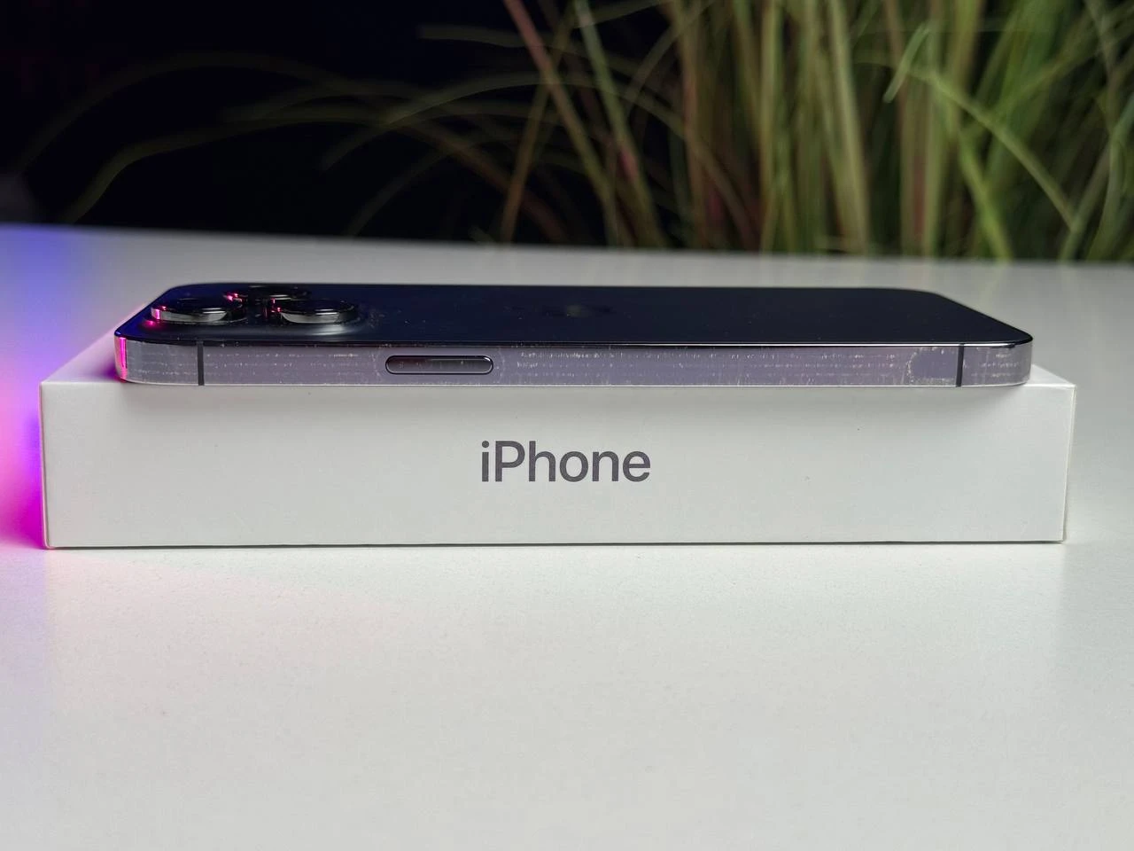 ВЖИВАНИЙ Б/У Apple iPhone 14 Pro Max 256GB Deep Purple (MQ9X3) - Состояние: удовлетворительное | Аккумулятор: 86% | Комплектация: полный | Гарантия: 3 мес.