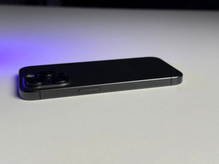 ВЖИВАНИЙ Б/У Apple iPhone 15 Pro 512GB Black Titanium (MTV73) - Стан: гарний | Акумулятор: 100% | Комплектація: iPhone, кабель | Гарантія: 3 міс.