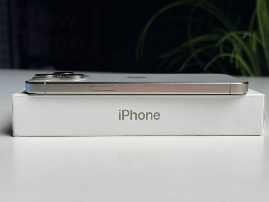 ВЖИВАНИЙ Б/У Apple iPhone 15 Pro Max 512GB Natural Titanium (MU7E3) - Состояние: хорошее | Аккумулятор: 91% | Комплектация: полный | Гарантия: 3 мес.