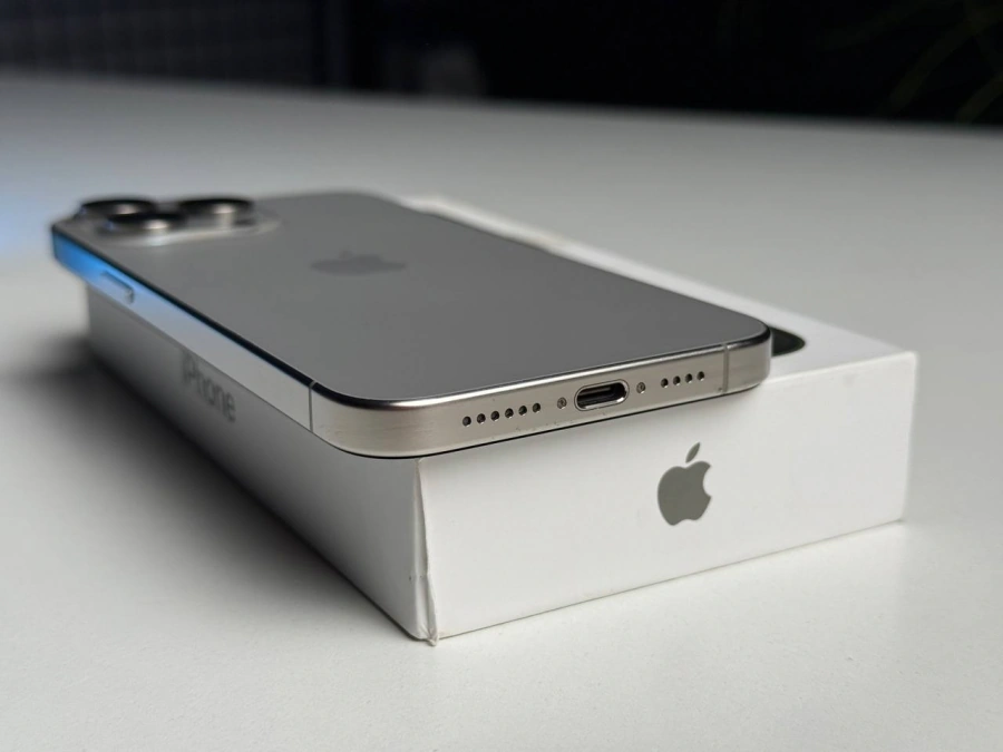 ВЖИВАНИЙ Б/У Apple iPhone 15 Pro Max 512GB Natural Titanium (MU7E3) - Состояние: хорошее | Аккумулятор: 91% | Комплектация: полный | Гарантия: 3 мес.
