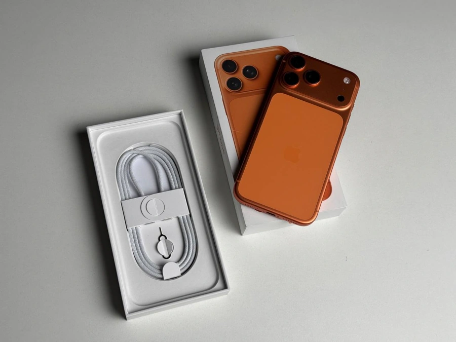 ВЖИВАНИЙ Б/У Apple iPhone 17 Pro Max 512GB Cosmic Orange (MFYT4) - Состояние: идеальное | Аккумулятор: 100% | Комплектация: полный | Гарантия: 12 мес.