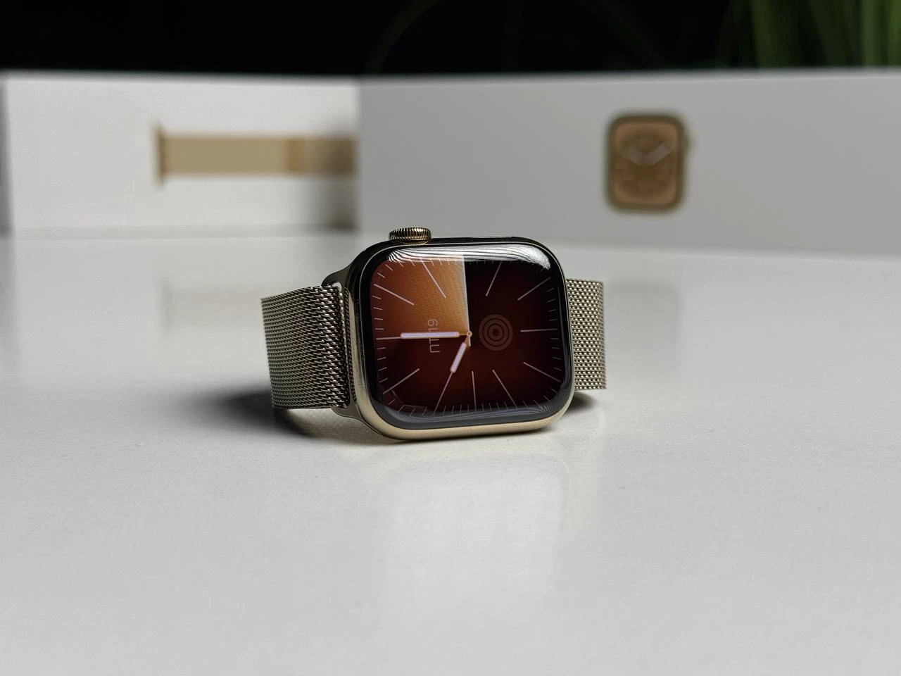 ВЖИВАНИЙ Б/У Apple Watch Series 8 GPS + Cellular 41mm Gold Stainless Steel Case with Starlight Sport Band - Regular (MNJC3) - Состояние: хорошее | Аккумулятор: 86% | Комплектация: полный | Гарантия: 3 мес.