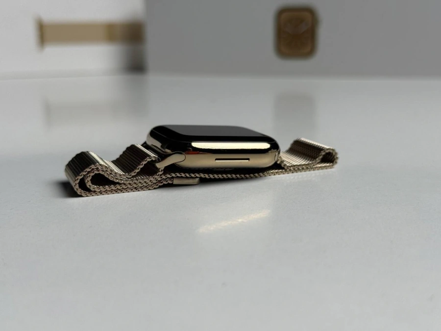 ВЖИВАНИЙ Б/У Apple Watch Series 8 GPS + Cellular 41mm Gold Stainless Steel Case with Starlight Sport Band - Regular (MNJC3) - Состояние: хорошее | Аккумулятор: 86% | Комплектация: полный | Гарантия: 3 мес.