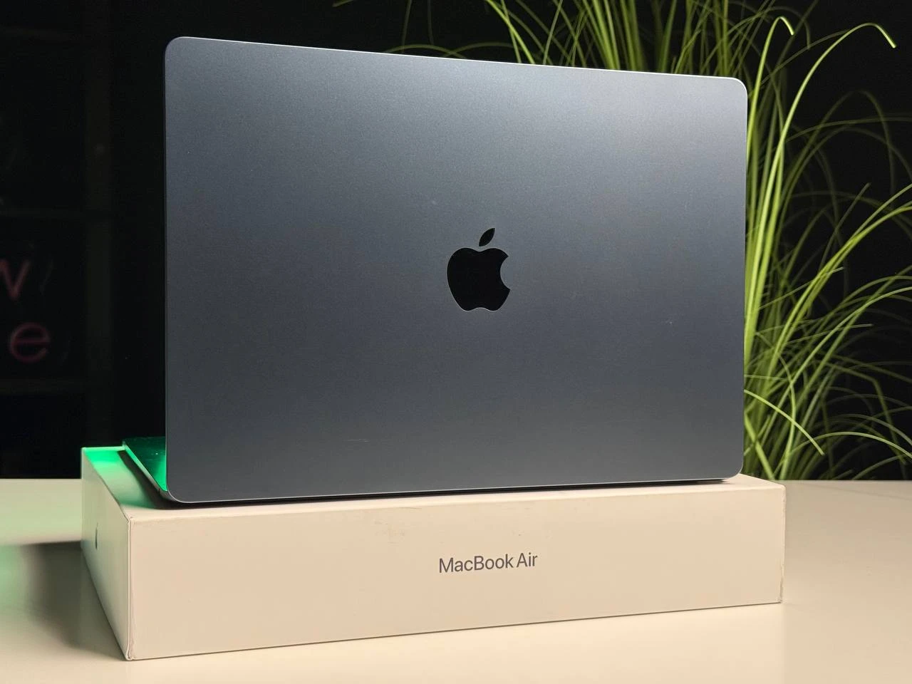 ВЖИВАНИЙ Б/У MacBook Air 15" M2/16GB/512GB Midnight 2023 (Z18T000PP) - Состояние: удовлетворительное | Аккумулятор: 86% | Комплектация: полный | Гарантия: 3 мес.