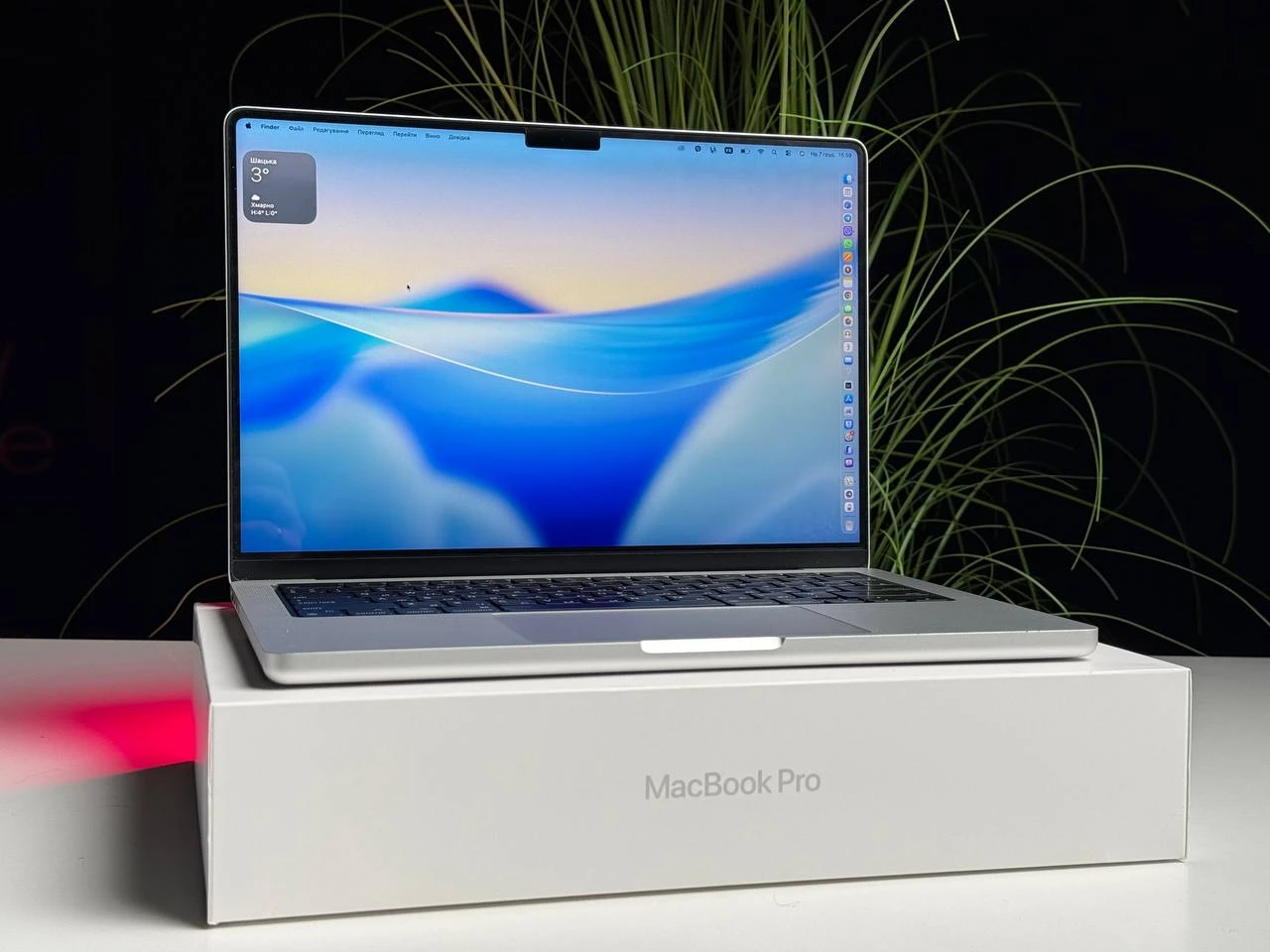 ВЖИВАНИЙ Б/У MacBook Pro 14" Silver (MKGR3) 2021 - Состояние: хорошее | Аккумулятор: 82% | Комплектация: полный | Гарантия: 3 мес.