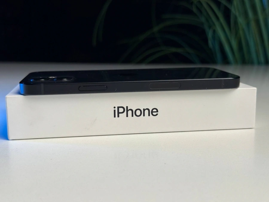 ВЖИВАНИЙ Б/У Apple iPhone 12 128GB Black (MGHC3, MGJA3) - Состояние: хороший | Аккумулятор: 100% | Комплектация: полный | Гарантія: 3 мес.