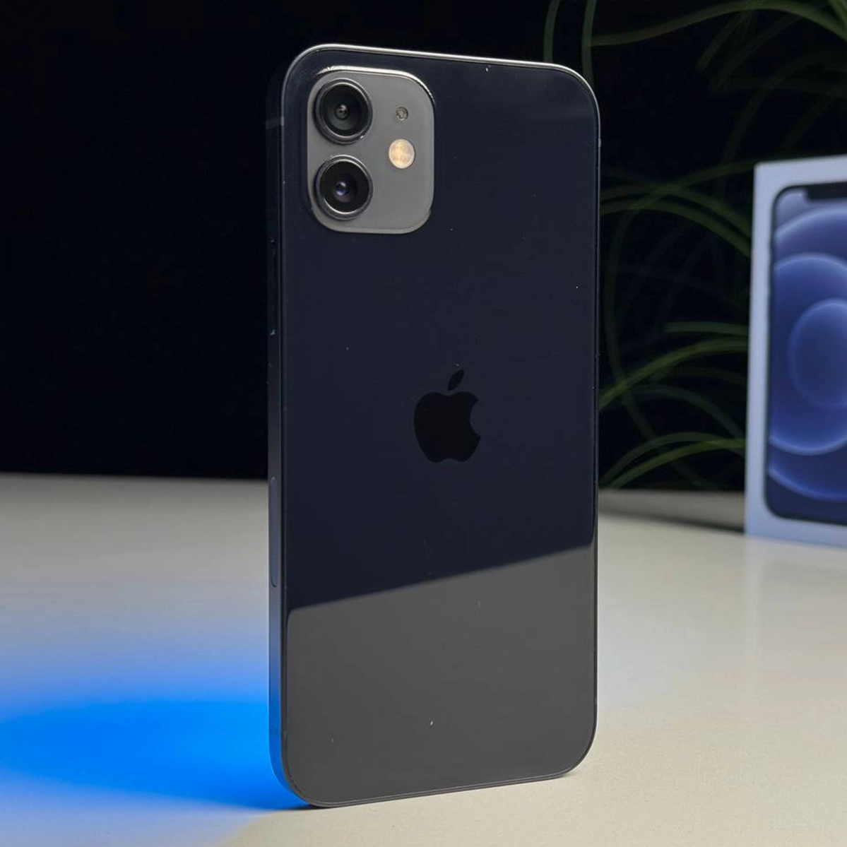 ВЖИВАНИЙ Б/У Apple iPhone 12 128GB Black (MGHC3, MGJA3) - Состояние: хороший | Аккумулятор: 100% | Комплектация: полный | Гарантія: 3 мес.
