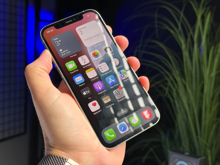 ВЖИВАНИЙ Б/У Apple iPhone 12 Pro 256GB Silver (MGLU3, MGMQ3) - Стан: гарний | Акумулятор: 100% | Комплектація: повний | Гарантія: 3 міс.
