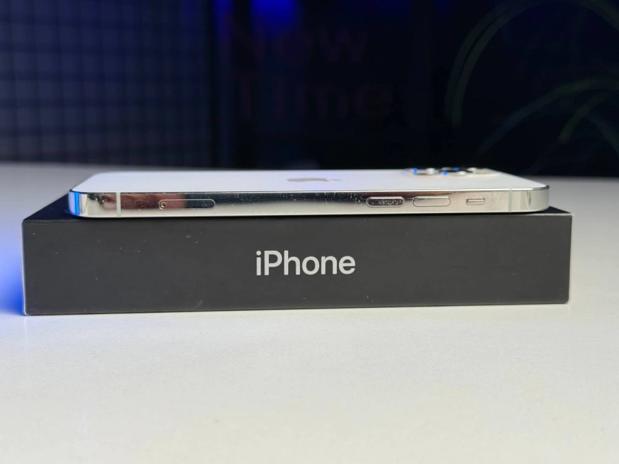 ВЖИВАНИЙ Б/У Apple iPhone 12 Pro 256GB Silver (MGLU3, MGMQ3) - Стан: гарний | Акумулятор: 100% | Комплектація: повний | Гарантія: 3 міс.