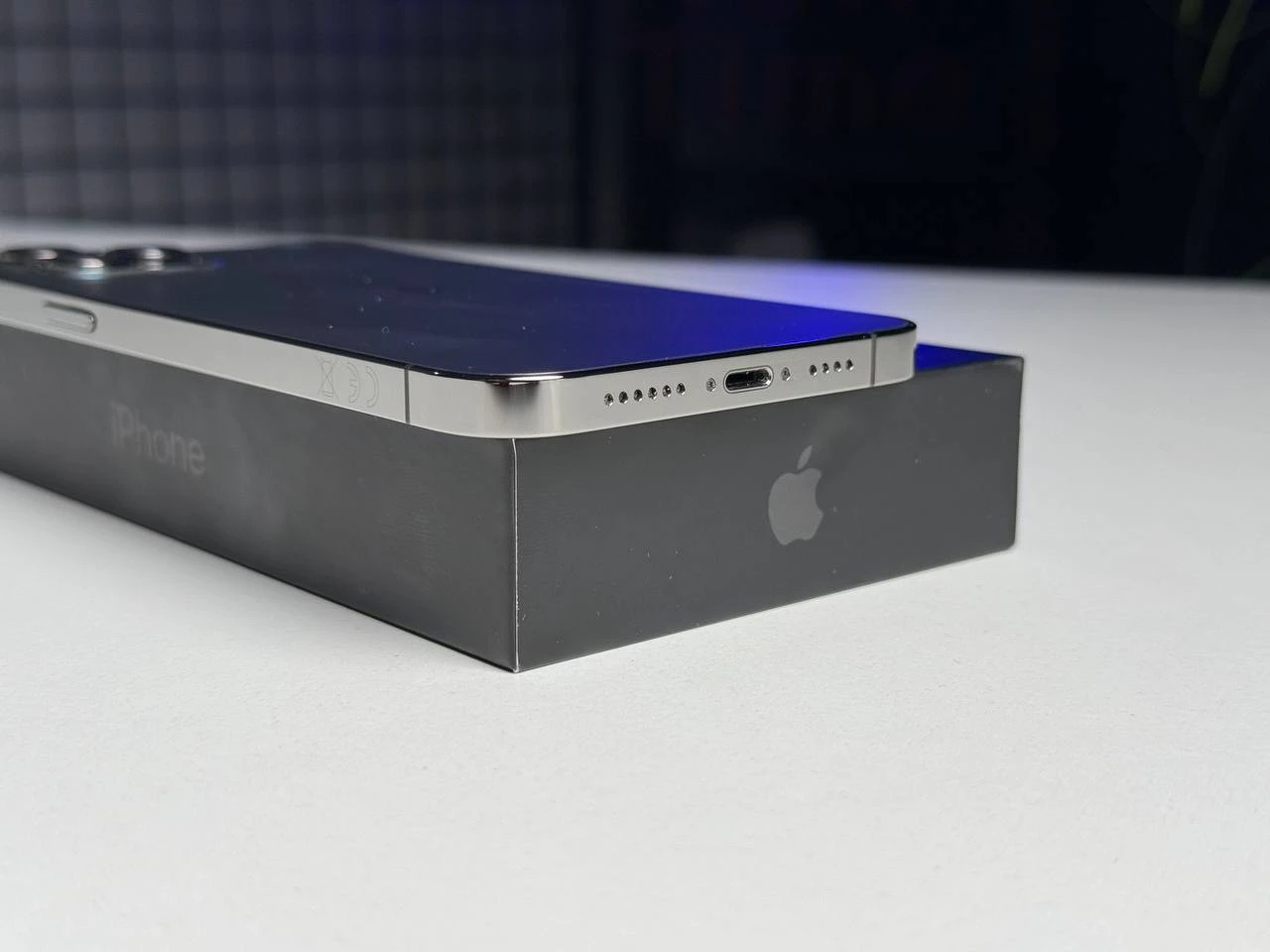 ВЖИВАНИЙ Б/У Apple iPhone 12 Pro Max 512GB Graphite (MGCP3, MGDG3) - Состояние: хороший | Аккумулятор: 86% | Комплектация: полный | Гарантія: 3 мес.