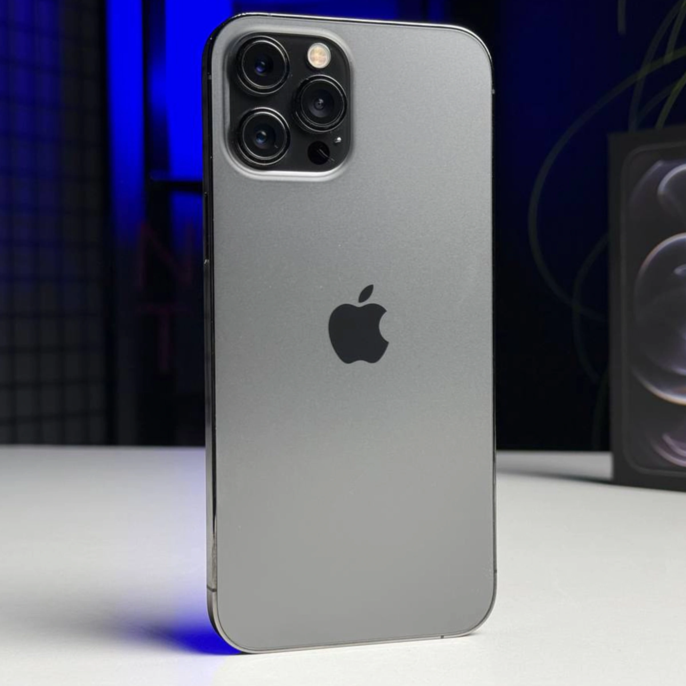 ВЖИВАНИЙ Б/У Apple iPhone 12 Pro Max 512GB Graphite (MGCP3, MGDG3) - Состояние: хороший | Аккумулятор: 86% | Комплектация: полный | Гарантія: 3 мес.