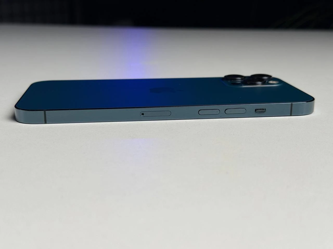 ВЖИВАНИЙ Б/У Apple iPhone 12 Pro Max 512GB Pacific Blue (MGCT3, MGDL3) - Состояние: хороший | Аккумулятор: 93% | Комплектация: iPhone, кабель | Гарантія: 3 мес.