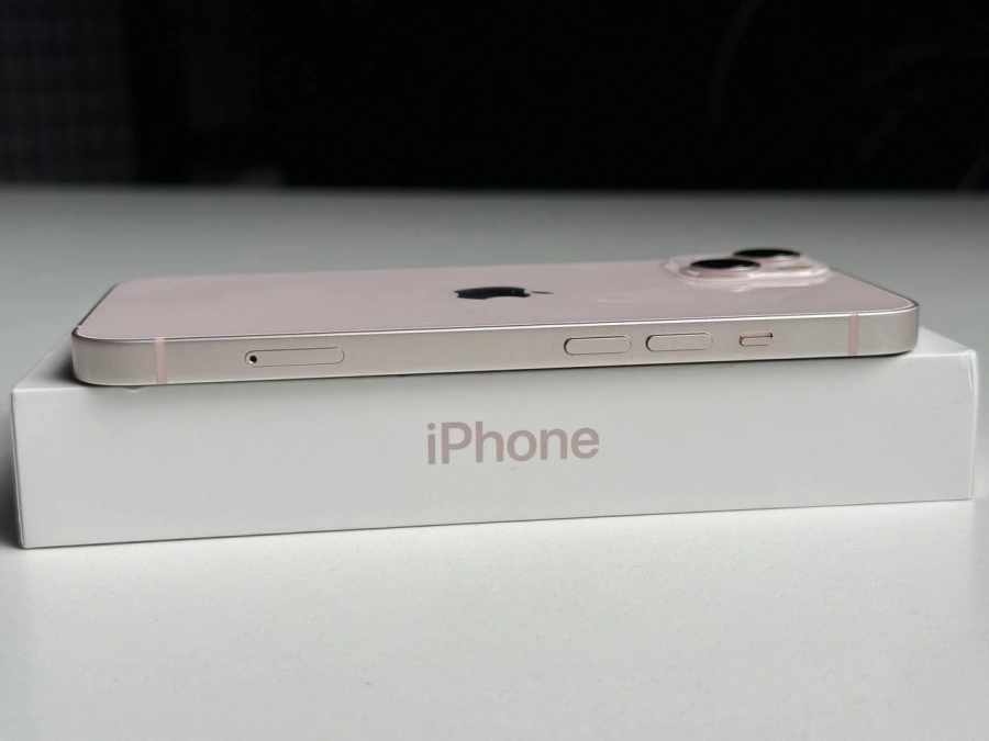ВЖИВАНИЙ Б/У Apple iPhone 13 128GB Pink (MLMN3, MLPH3) - Состояние: идеальный | Аккумулятор: 100% | Комплектация: полный | Гарантія: 3 мес.