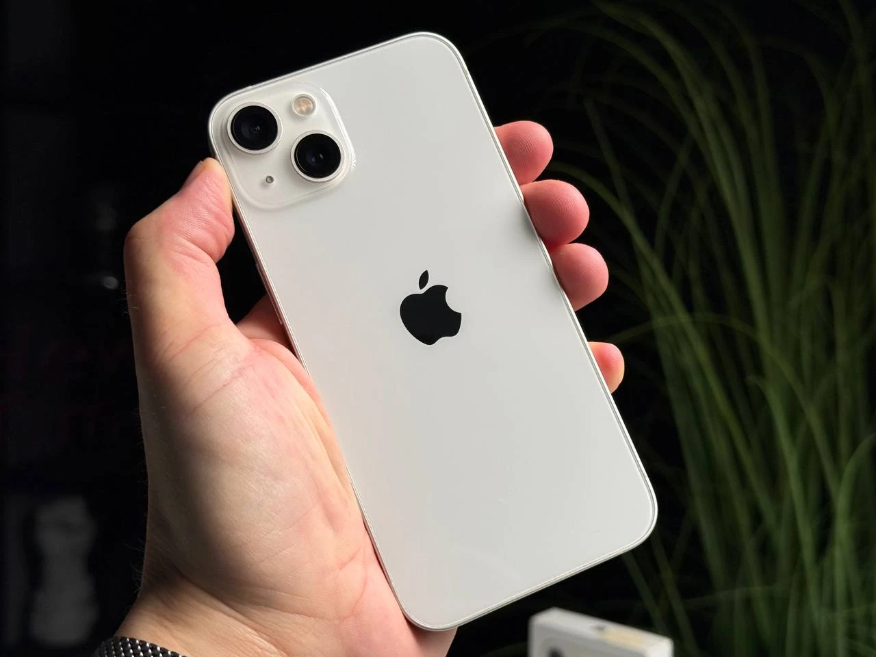 ВЖИВАНИЙ Б/У Apple iPhone 13 128GB Starlight (MLMM3, MLPG3) - Состояние: хороший | Аккумулятор: 87% | Комплектация: полный | Гарантія: 3 мес.