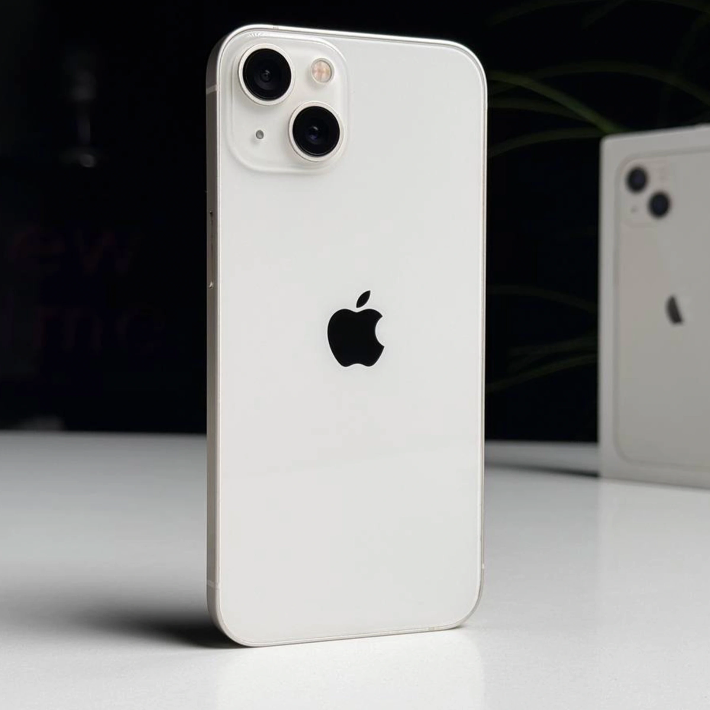 ВЖИВАНИЙ Б/У Apple iPhone 13 128GB Starlight (MLMM3, MLPG3) - Состояние: хороший | Аккумулятор: 87% | Комплектация: полный | Гарантія: 3 мес.