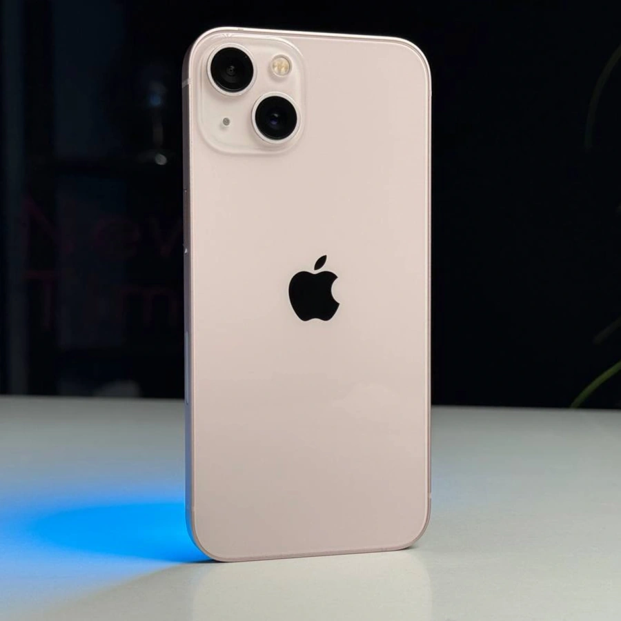 ВЖИВАНИЙ Б/У Apple iPhone 13 256GB Pink (MLMY3, MLQ83) - Состояние: хороший | Аккумулятор: 100% | Комплектация: iPhone, кабель | Гарантія: 3 мес.