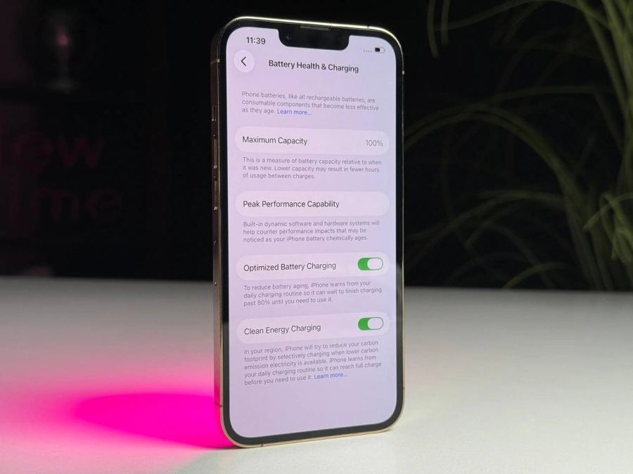 ВЖИВАНИЙ Б/У Apple iPhone 13 Pro 128GB Gold (MLTR3, MLVC3) - Состояние: хороший | Аккумулятор: 100% | Комплектация: iPhone, кабель | Гарантія: 3 мес.