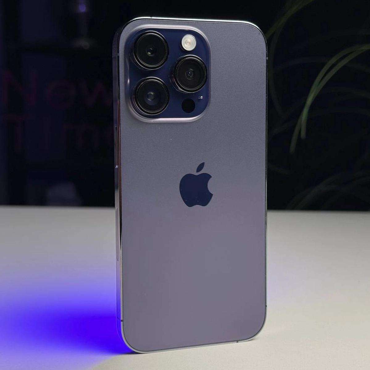 ВЖИВАНИЙ Б/У Apple iPhone 14 Pro 128GB Deep Purple (MQ0G3) - Состояние: хороший | Аккумулятор: 100% | Комплектация: полный, без коробки | Гарантія: 3 мес.