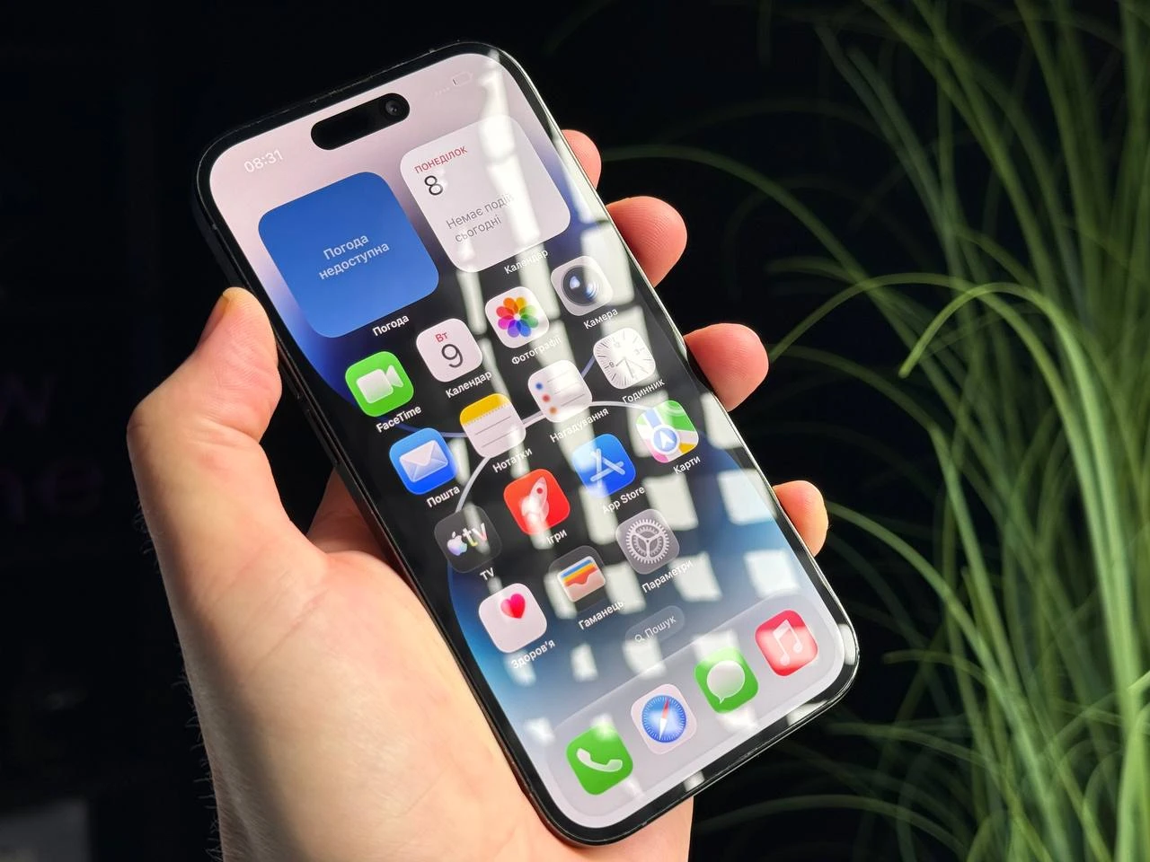 ВЖИВАНИЙ Б/У Apple iPhone 14 Pro 128GB Space Black (MPXV3) - Состояние: хороший | Аккумулятор: 100% | Комплектация: iPhone, кабель | Гарантія: 3 мес.