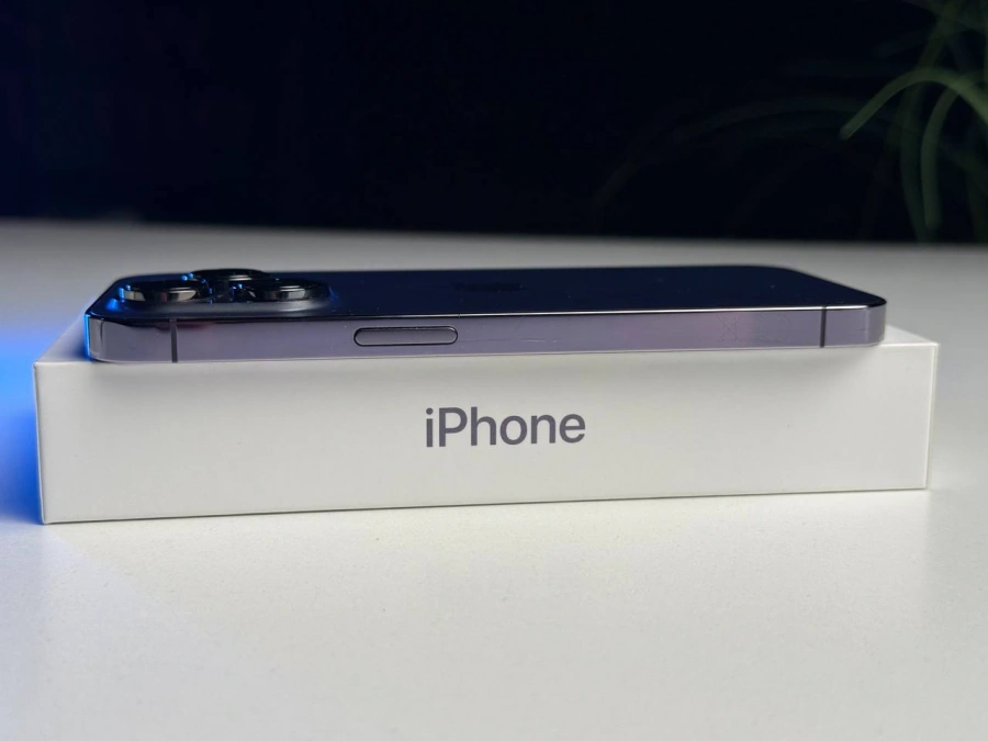 ВЖИВАНИЙ Б/У Apple iPhone 14 Pro 256GB Deep Purple (MQ1F3) - Стан: гарний | Акумулятор: 100% | Комплектація: повний | Гарантія: 3 міс.