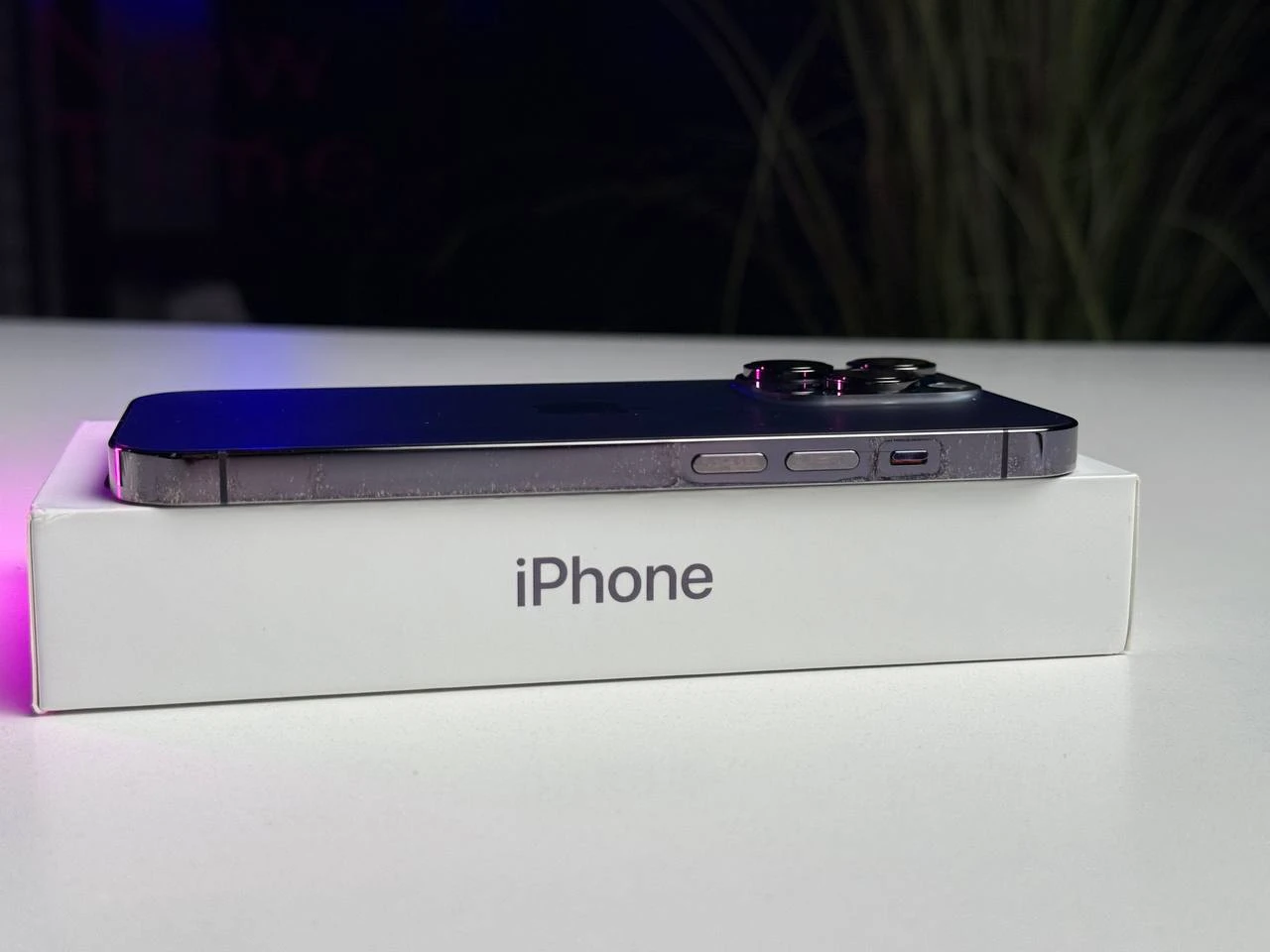 ВЖИВАНИЙ Б/У Apple iPhone 14 Pro 512GB Deep Purple eSim (MQ273) - Состояние: хороший | Аккумулятор: 87% | Комплектация: полный | Гарантія: 3 мес.