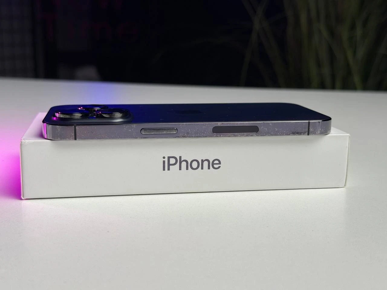 ВЖИВАНИЙ Б/У Apple iPhone 14 Pro 512GB Deep Purple eSim (MQ273) - Состояние: хороший | Аккумулятор: 87% | Комплектация: полный | Гарантія: 3 мес.