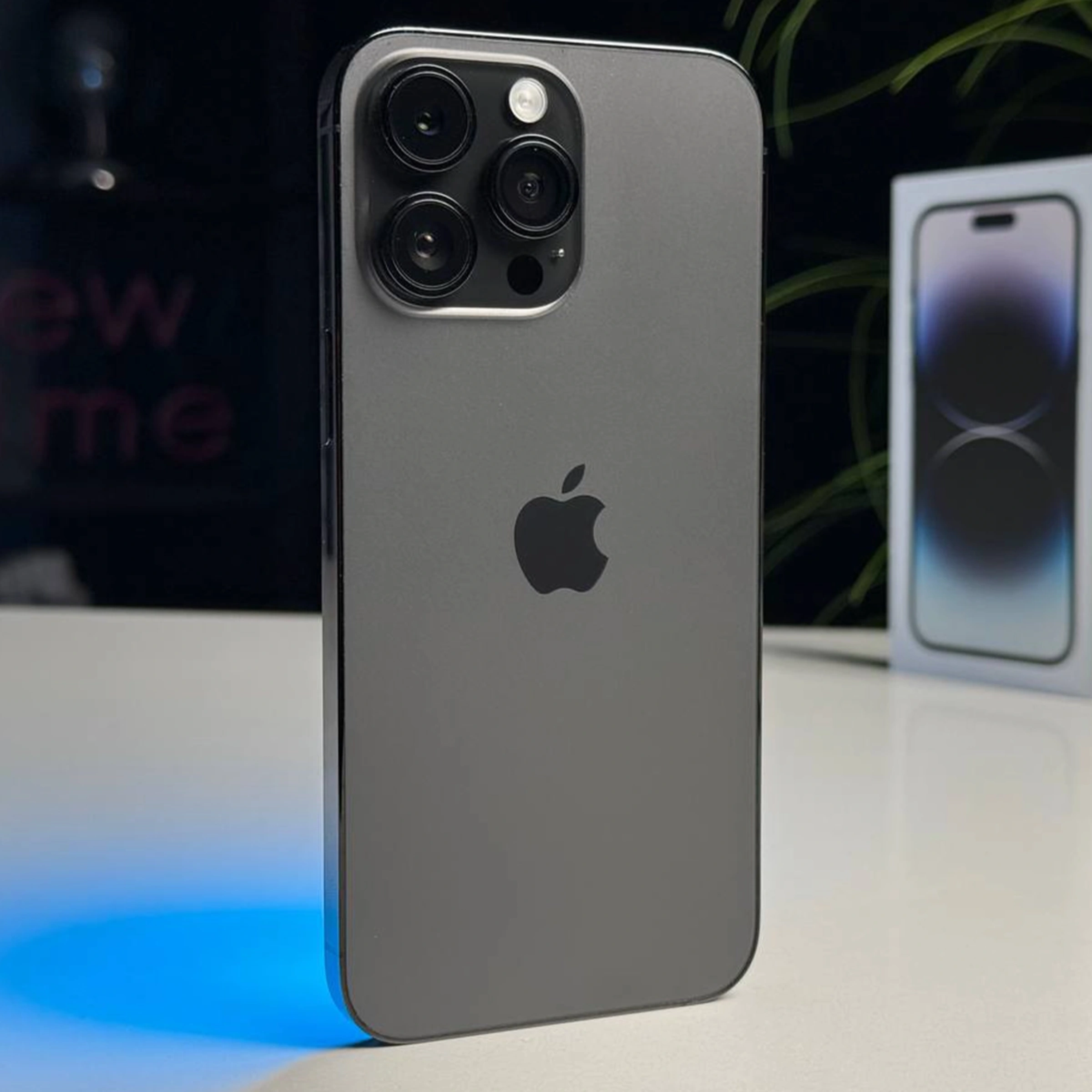 ВЖИВАНИЙ Б/У Apple iPhone 14 Pro Max 1TB Space Black (MQC23) - Состояние: хороший | Аккумулятор: 100% | Комплектация: полный | Гарантія: 3 мес.