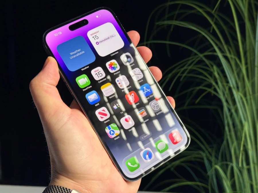ВЖИВАНИЙ Б/У Apple iPhone 14 Pro Max 256GB Deep Purple eSim (MQ8W3) - Стан: гарний | Акумулятор: 100% | Комплектація: iPhone, кабель | Гарантія: 3 міс.