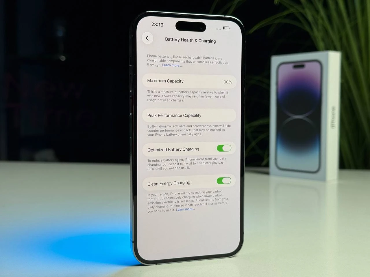 ВЖИВАНИЙ Б/У Apple iPhone 14 Pro Max 256GB Deep Purple (MQ9X3) - Состояние: хороший | Аккумулятор: 100% | Комплектация: полный | Гарантія: 3 мес.