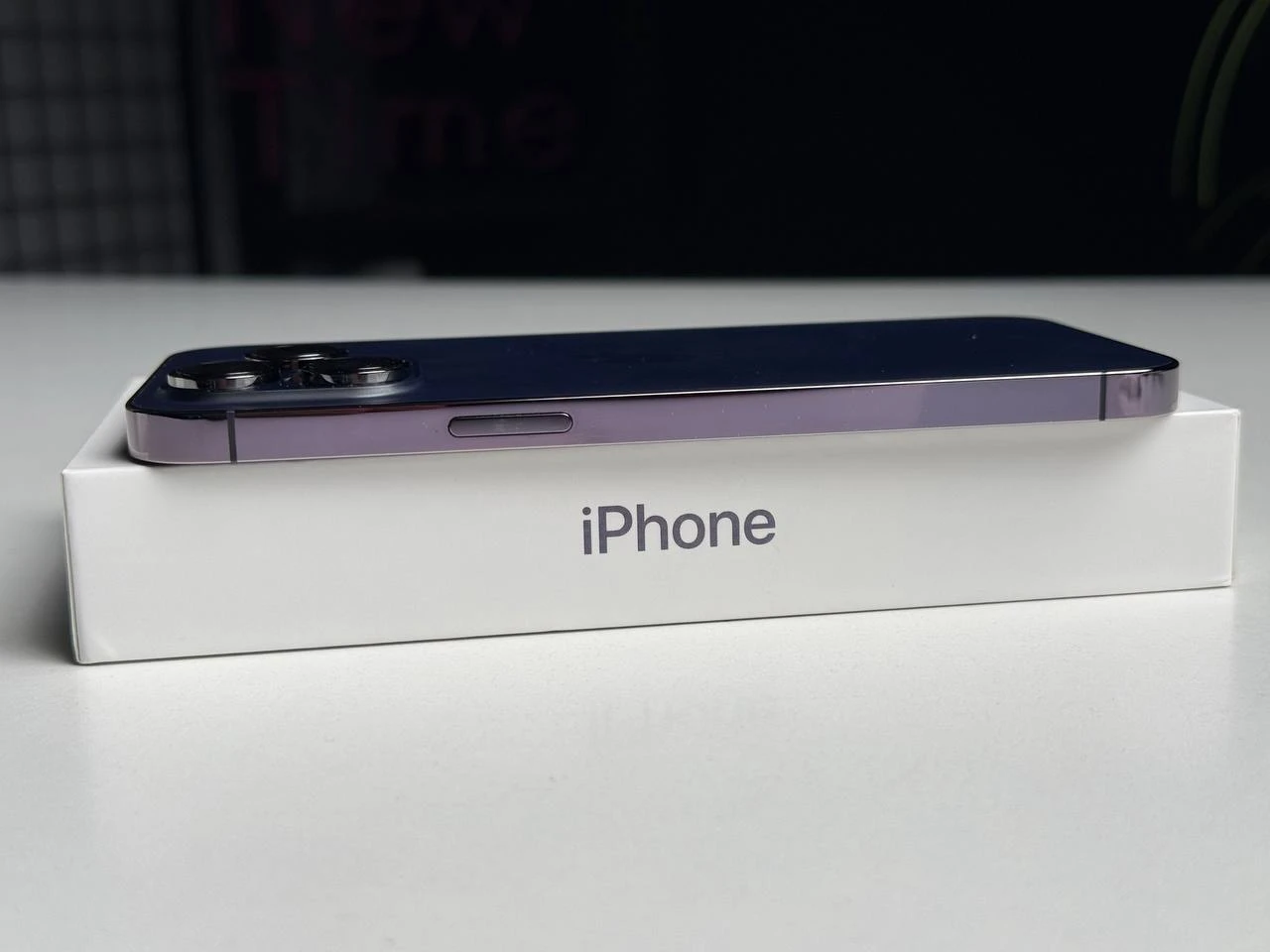 ВЖИВАНИЙ Б/У Apple iPhone 14 Pro Max 256GB Deep Purple (MQ9X3) - Состояние: хороший | Аккумулятор: 87% | Комплектация: полный | Гарантія: 3 мес.