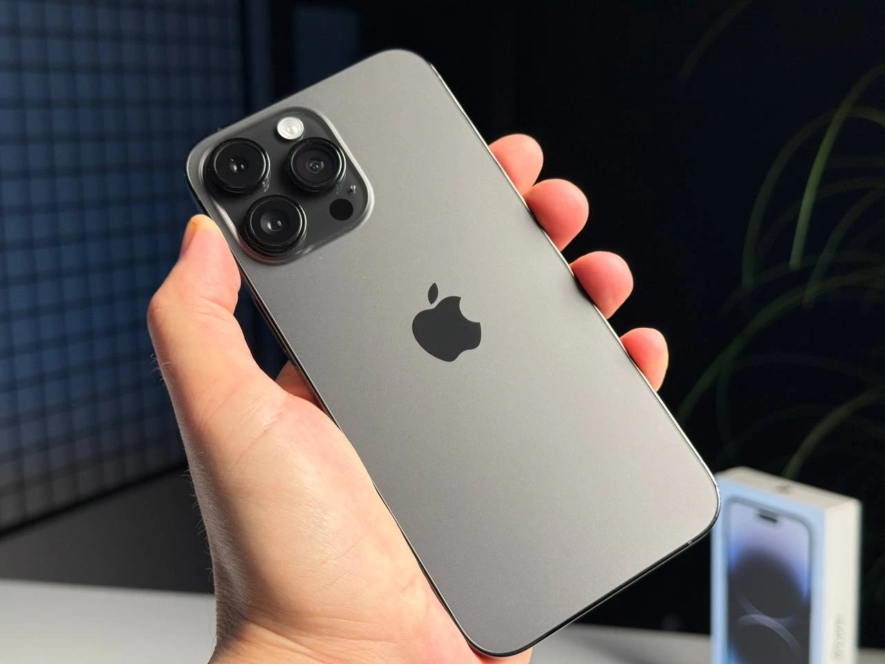 ВЖИВАНИЙ Б/У Apple iPhone 14 Pro Max 256GB Space Black eSim (MQ8T3) - Состояние: хороший | Аккумулятор: 100% | Комплектация: полный | Гарантія: 3 мес.