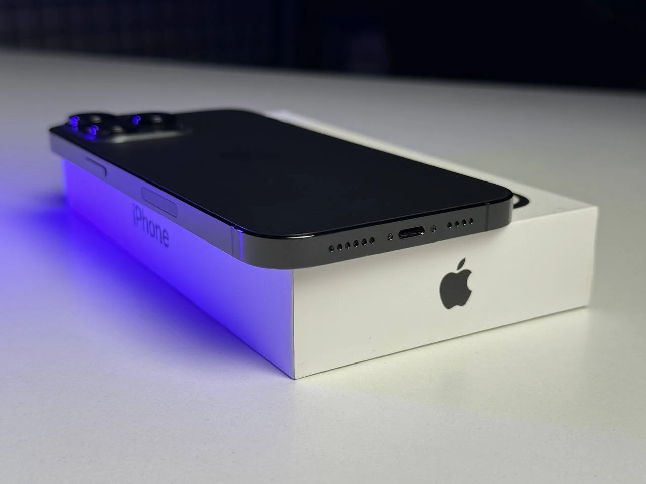 ВЖИВАНИЙ Б/У Apple iPhone 14 Pro Max 256GB Space Black eSim (MQ8T3) - Состояние: хороший | Аккумулятор: 100% | Комплектация: полный | Гарантія: 3 мес.