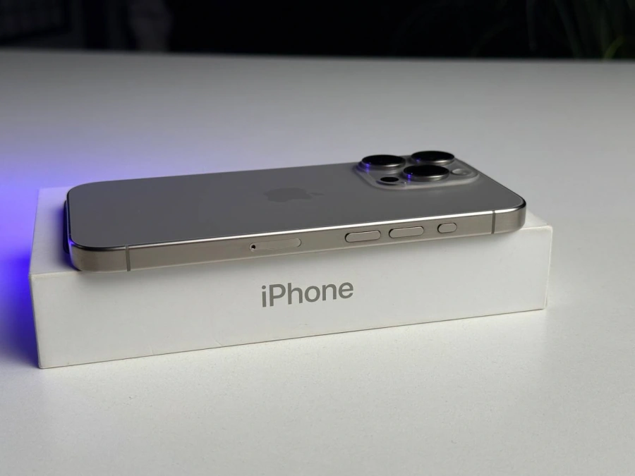 ВЖИВАНИЙ Б/У Apple iPhone 15 Pro 128GB Natural Titanium (MTUX3) - Стан: гарний | Акумулятор: 100% | Комплектація: повний | Гарантія: 3 міс.