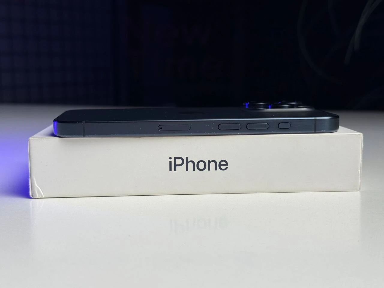 ВЖИВАНИЙ Б/У Apple iPhone 15 Pro 256GB Blue Titanium (MTV63) - Состояние: хороший | Аккумулятор: 86% | Комплектация: полный | Гарантія: 3 мес.